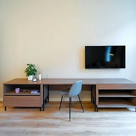 Karl By Zeitraum Aparthotel 4*