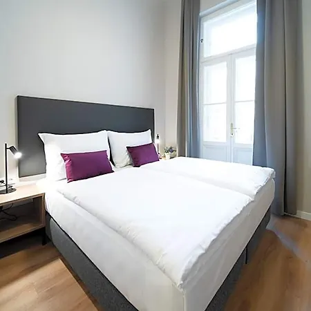 Karl By Zeitraum Aparthotel