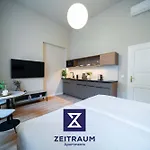 Karl By Zeitraum 4*