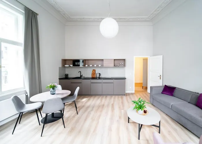 Karl By Zeitraum Aparthotel