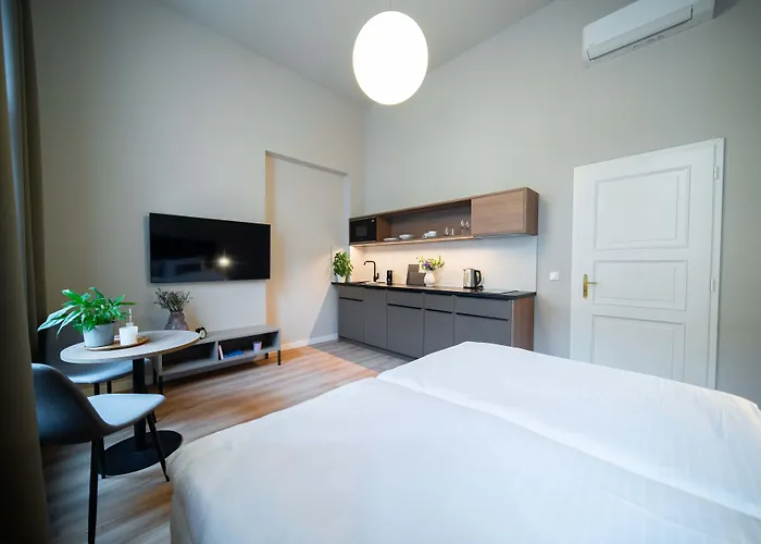 Karl By Zeitraum 4* Prague