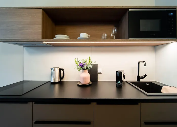 Aparthotel Karl By Zeitraum 4*